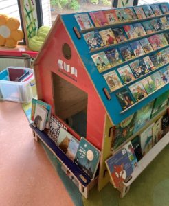 Kinderbuchhäuschen